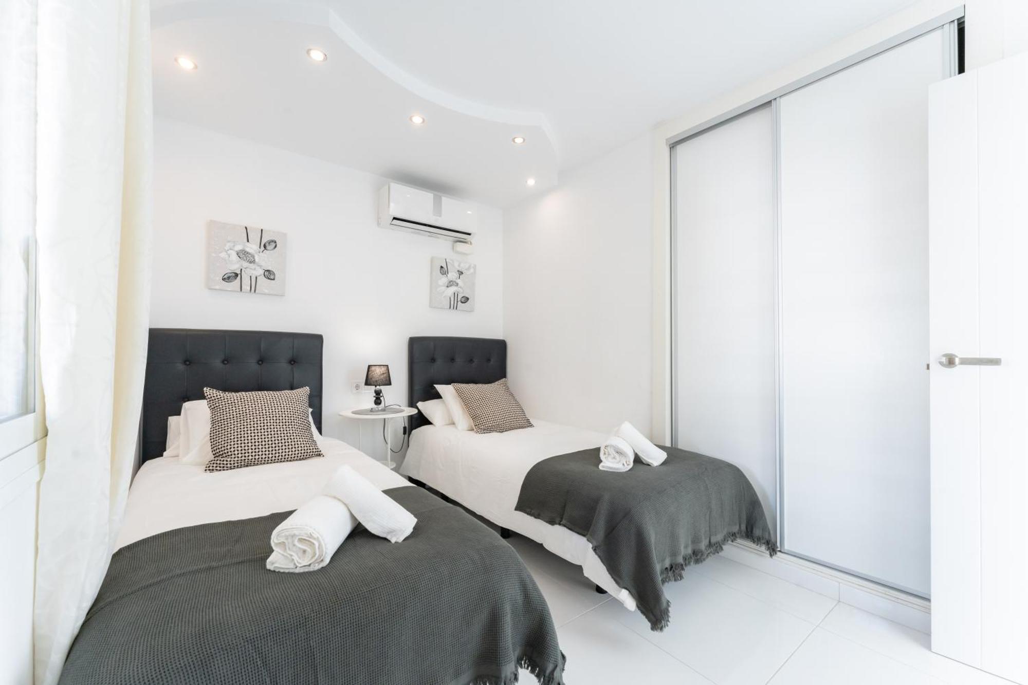 Vb Beachfront The Pearl 2bdr