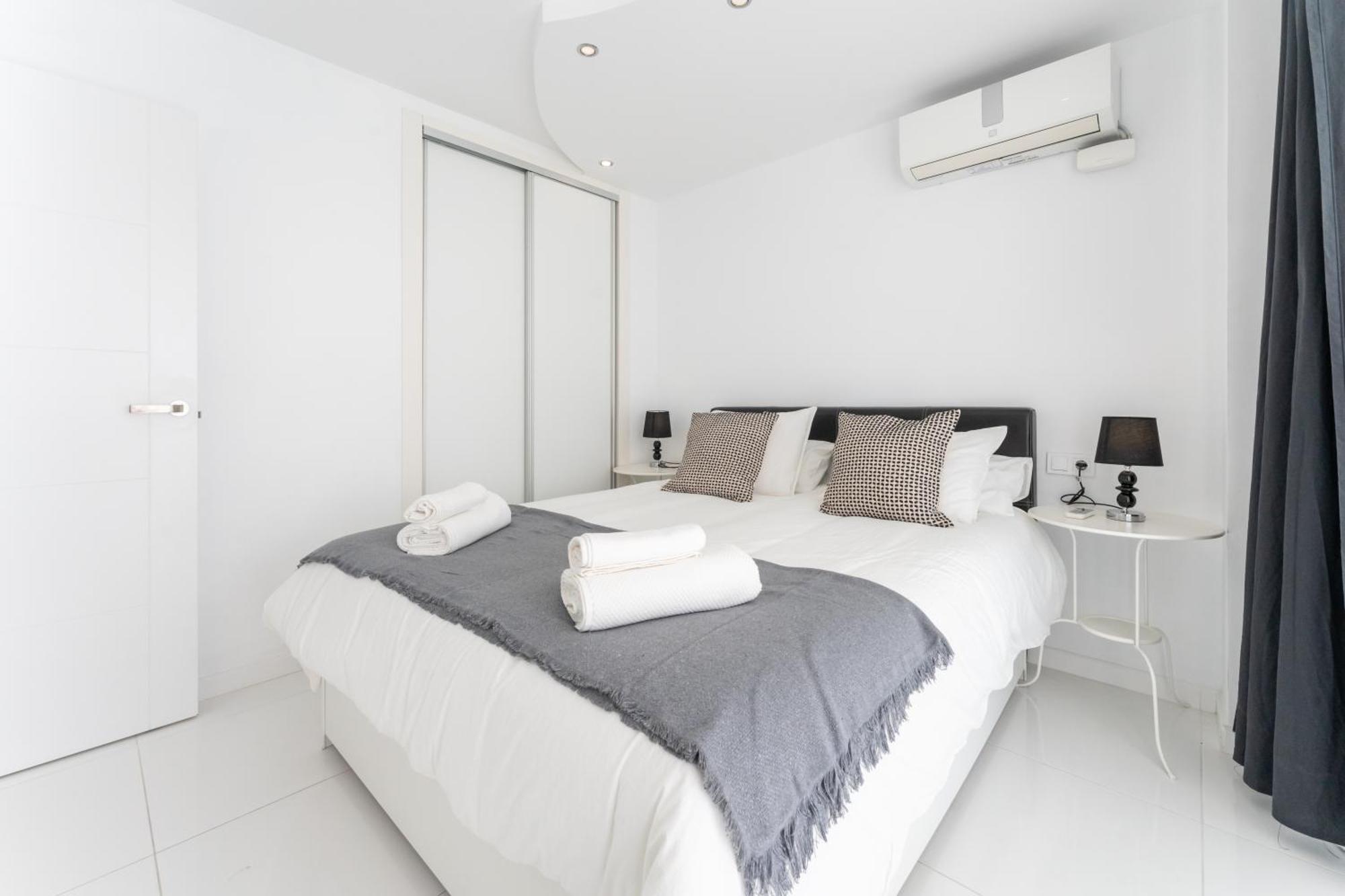 Vb Beachfront The Pearl 2bdr