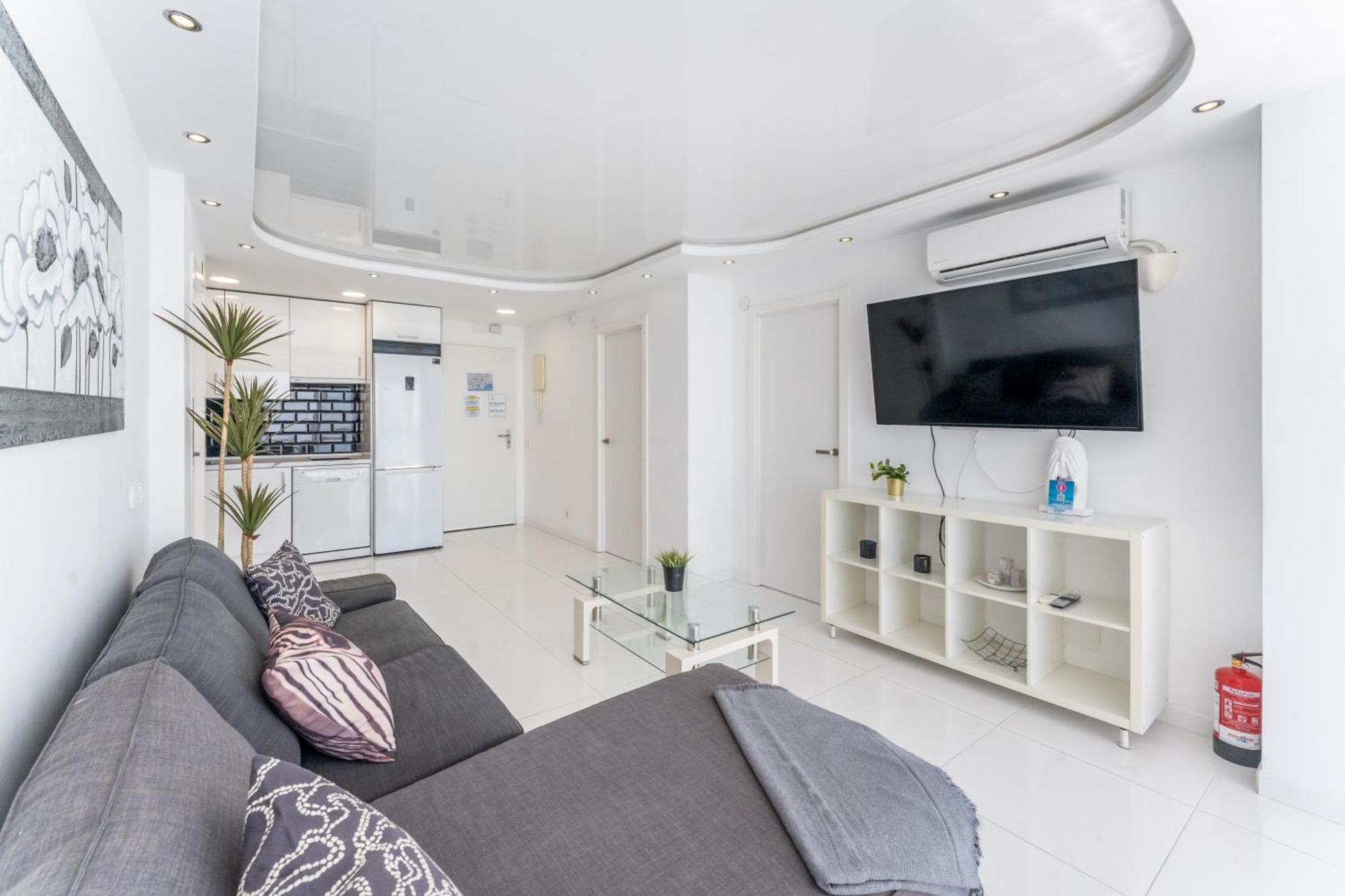 Apartment Vb Beachfront The Pearl 2bdr *