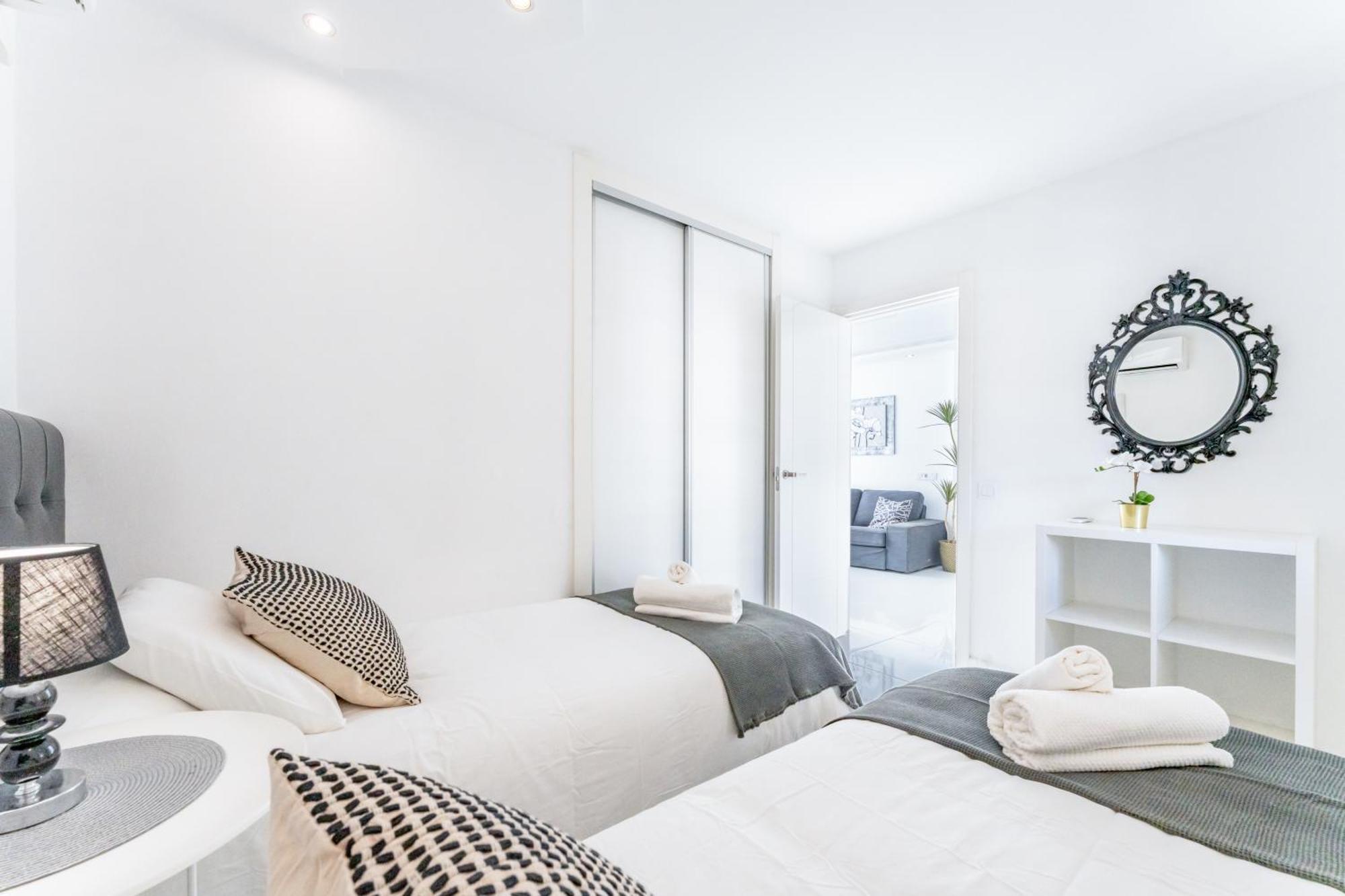 Vb Beachfront The Pearl 2bdr Apartment